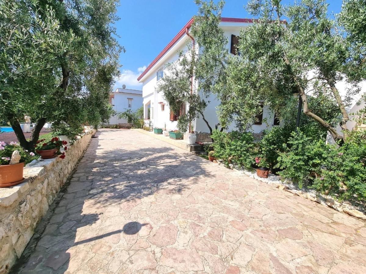 I Sapori Del Gargano Guest House Весте Екстериор снимка